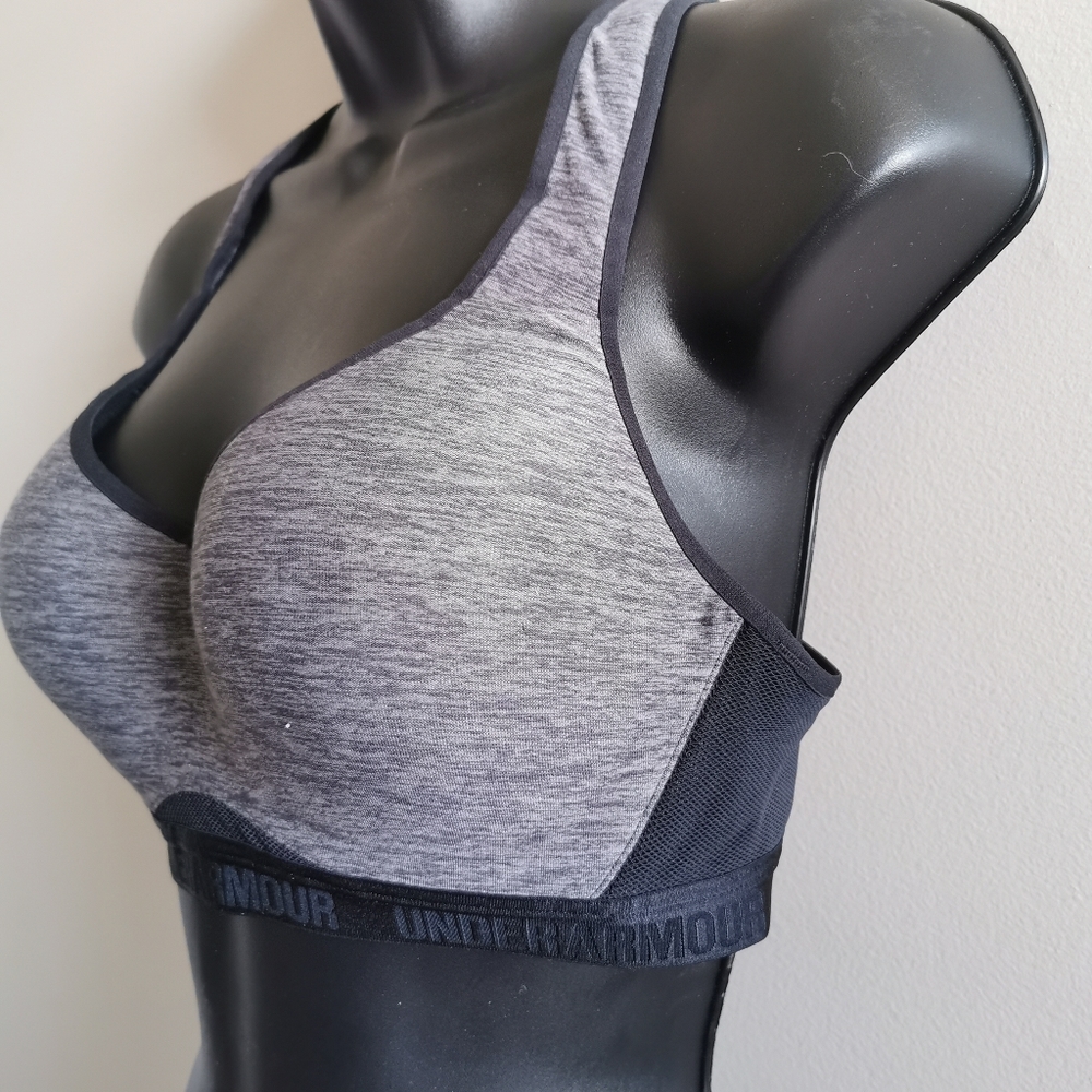 UNDER Armour sports bra 36